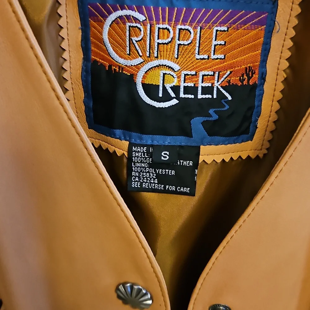 Cripple Creek Tan Fringe Leather Jacket - Picture 2 of 3